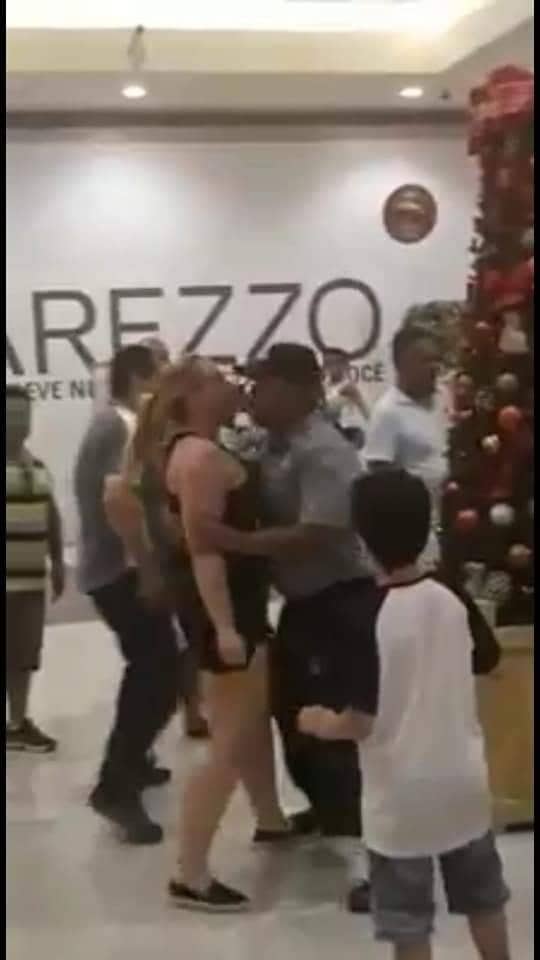 BRIGA NO PARK SHOPPING EM CAMPO GRANDE!! UMA DAS BRIGONAS SE PRONUNCIOU SOBRE O OCORRIDO!!(FOTOS)