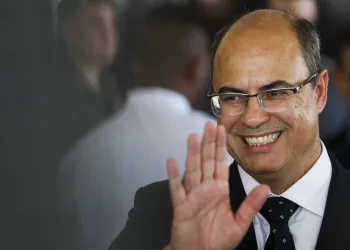 Witzel vai receber gestão com R$ 808 mi em caixa, diz atual governo