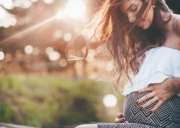 2 alimentos que aumentam risco de aborto espontâneo