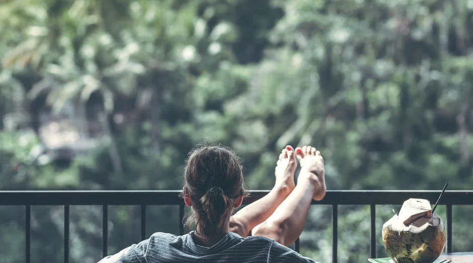 EMPRESA PAGARÁ R$ 350 MIL PARA QUEM FICAR UM ANO SEM SMARTPHONE