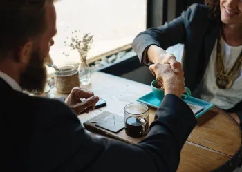 Vai procurar emprego em 2019? Saiba como se preparar desde já