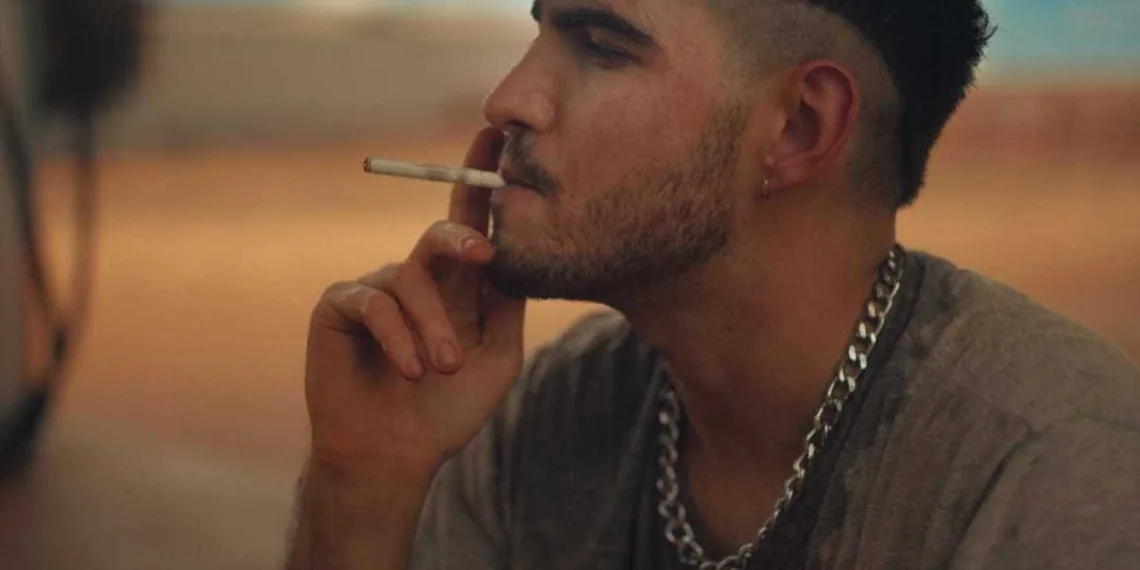 Cantor confirma homossexualidade em entrevista