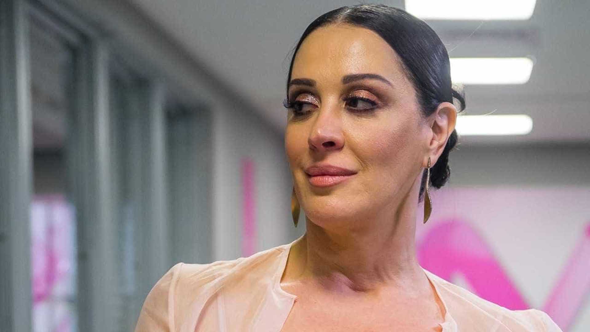 Claudia Raia conta que perdeu a virgindade com o namorado da irmã