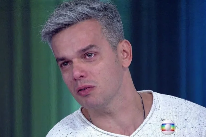 Otaviano Costa anuncia que abandonou profissão: “Passo definitivo”