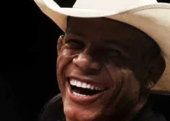 Brasileiro do MMA é ferido por granada após confusão na noite de Natal