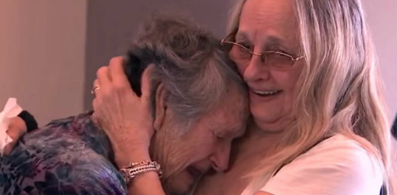 Aos 88 anos, mãe encontra filha que pensou ter morrido no parto