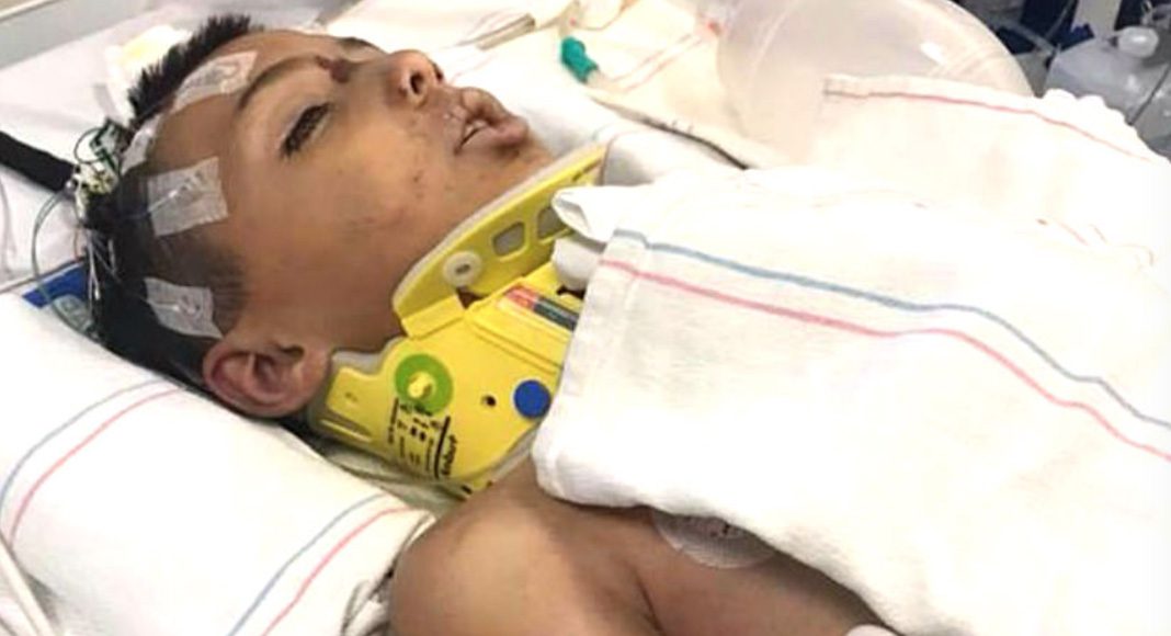 Padrasto mata garoto gay de 10 anos após bater em sua cabeça dez vezes