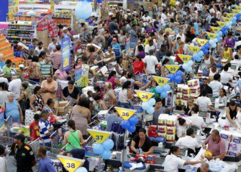 Guanabara anuncia queima de estoque com descontos de até 50% em 1 mil produtos