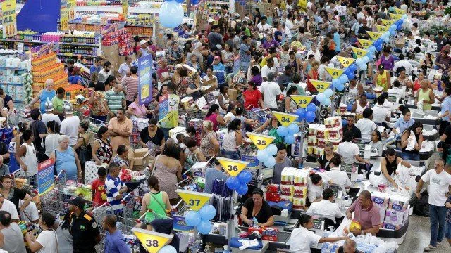 Guanabara anuncia queima de estoque com descontos de até 50% em 1 mil produtos