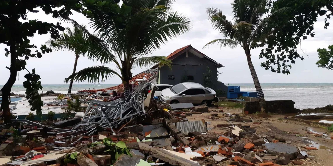 Não há brasileiros entre as vítimas de tsunami, diz Itamaraty