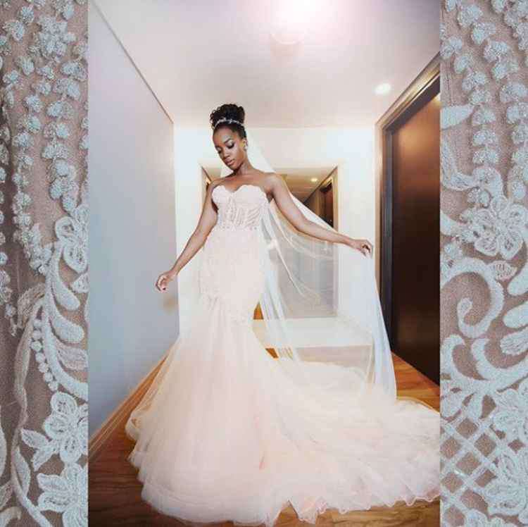 Cantora Iza se casa no Rio de Janeiro( FOTOS)