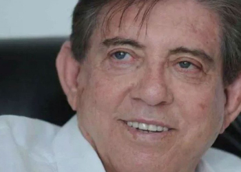 Filha de João de Deus processa médium por estupro, diz site
