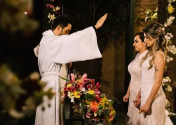 Igreja Anglicana celebra primeiro casamento entre mulheres em SP