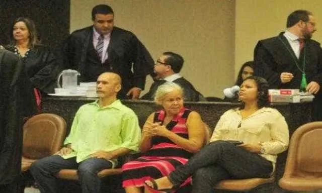 Trio que vendia carne humana em salgados é condenado