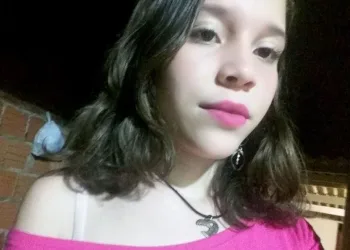 Homem atira em adolescente de 14 anos que se negou a namorar com ele