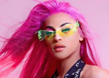 Pabllo Vittar desbanca Deborah Secco e Sabrina Sato em concurso de mulher mais sexy do ano