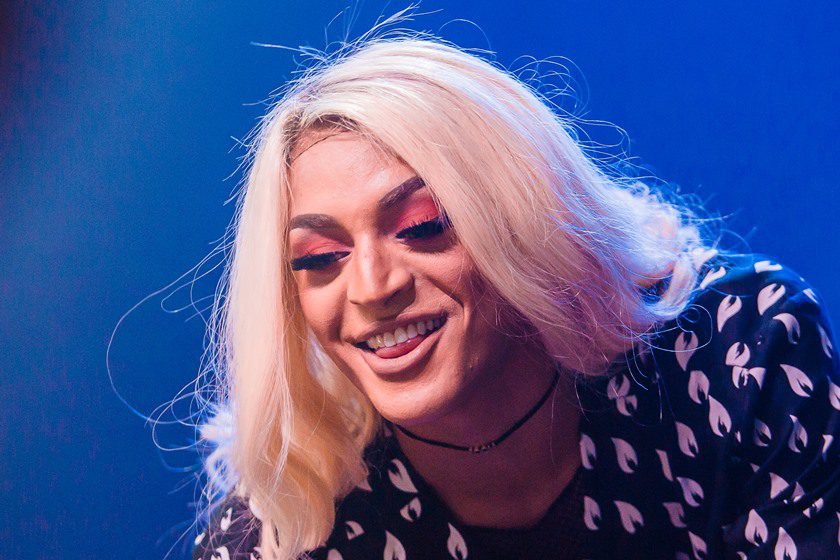 Cantora Pabllo Vittar é internada e passa por cirurgia