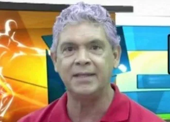 Comentarista esportivo e ex-árbitro sofre ataque cardíaco e morre durante caminhada