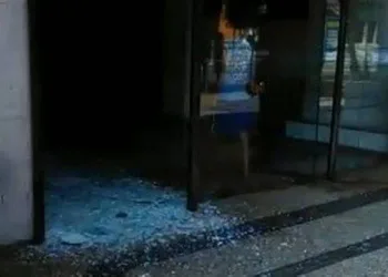 Tiroteio em shopping no Rio deixa quatro feridos