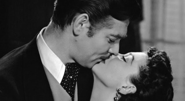 BEIJAR EMAGRECE, EVITA RUGAS E AUMENTA A EXPECTATIVA DE VIDA.