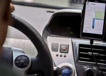 Empresas de ônibus pedem fim do Uber Juntos e ressarcimento por perda de passageiros