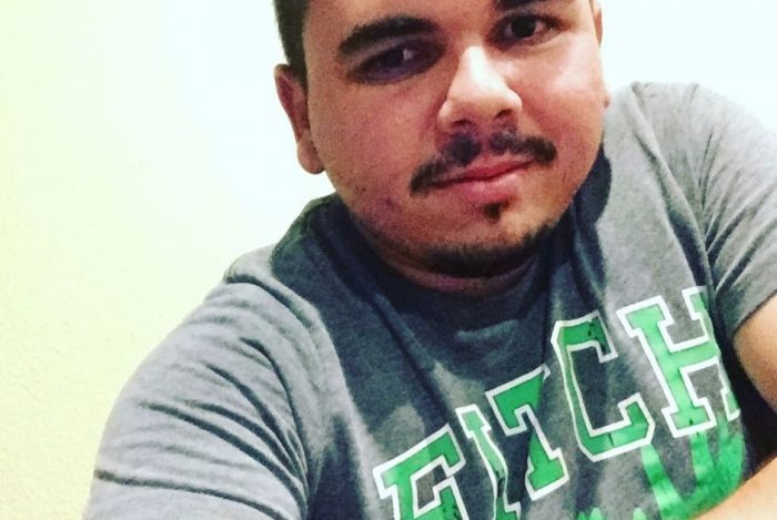 Funcionário de delegacia rouba arma, mata ex-namorada e se suicida