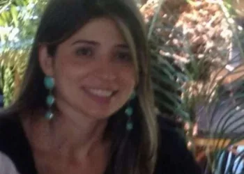 Esposa de treinador é encontrada morta em suíte de apartamento