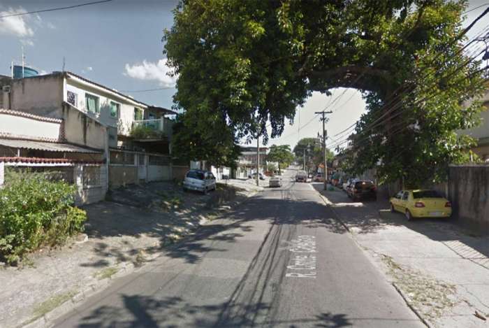 Mulher é morta a facadas pelo companheiro no RJ