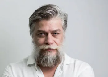 Dependentes químicos serão ajudados com a música ‘Fábio Assunção’