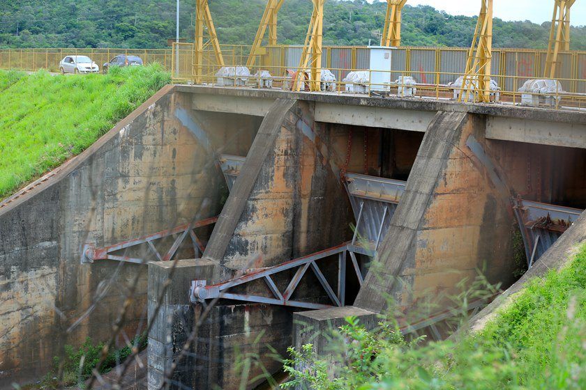 País tem apenas 35 fiscais de barragem de mineração