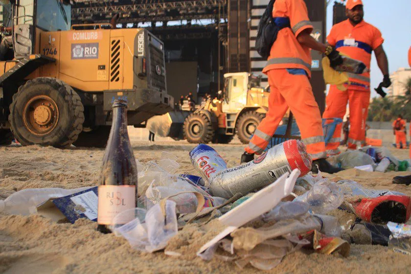 Réveillon do Rio resultou em 757 toneladas de lixo