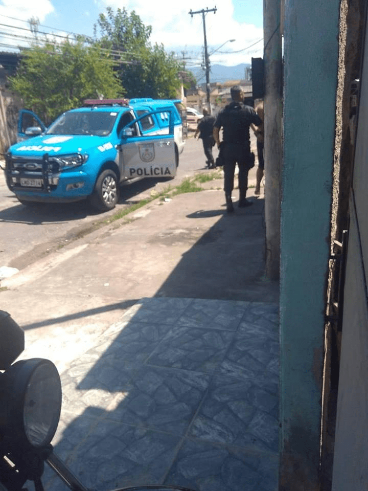 POLICIA PRENDE LADRÕES DE CARGA EM CAMPO GRANDE!! PRA CIMA DELES!!!