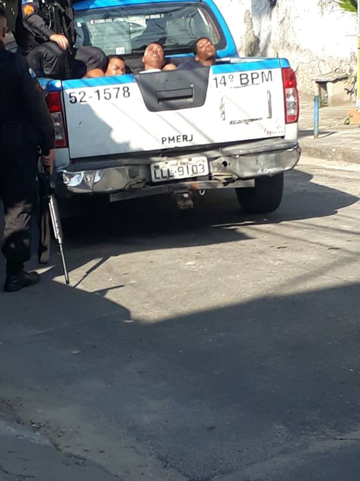 TRÊS BANDIDOS SÃO PRESOS EM OPERAÇÃO DA PM EM COMUNIDADE NA ZONA OESTE