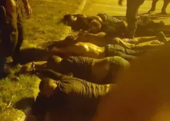 Mais de 10 bandidos são presos após roubo a depósito e intensa troca de tiros no RJ