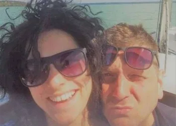 Aos 45 anos, homem que nasceu sem pênis recebe implante e perde a virgindade