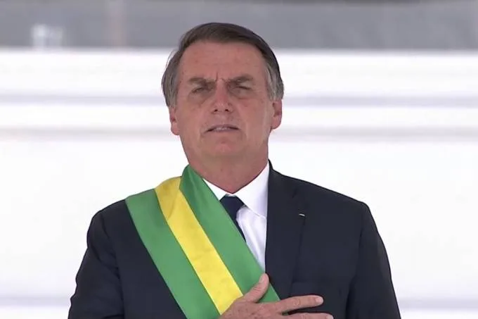 Bolsonaro fala aos brasileiros: “Povo se libertou do socialismo”