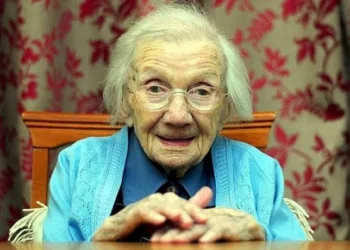 Mulher de 109 anos afirma que o segredo para viver mais é evitar os Homens.