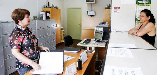 VAGAS P/ AUXILIAR DE SECRETARIA ESCOLAR – R$ 1.450,00 + BENEFÍCIOS