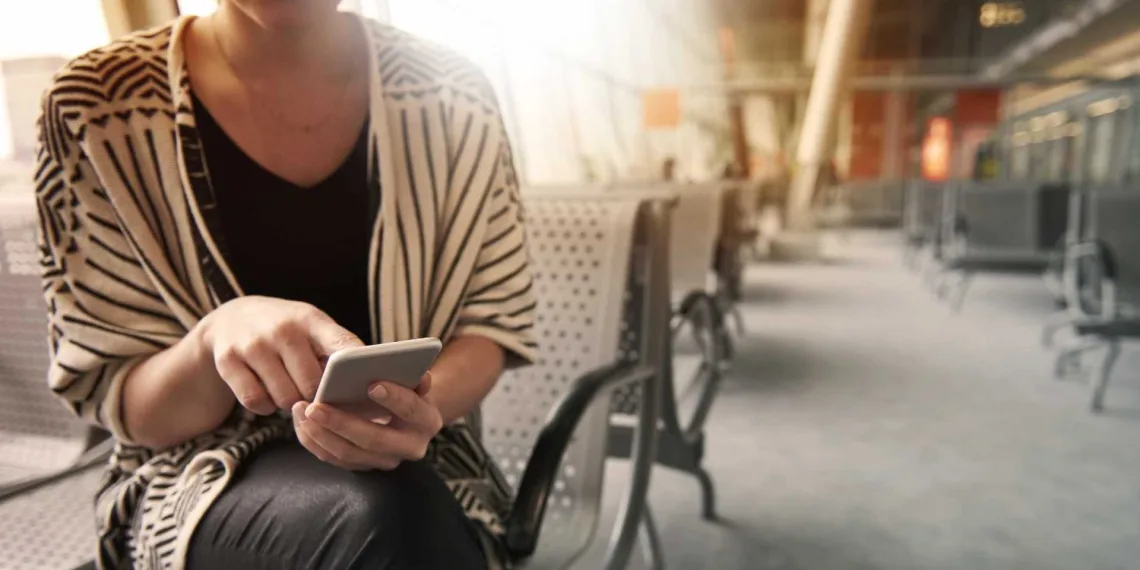 Mídias sociais elevam depressão entre meninas, diz pesquisa