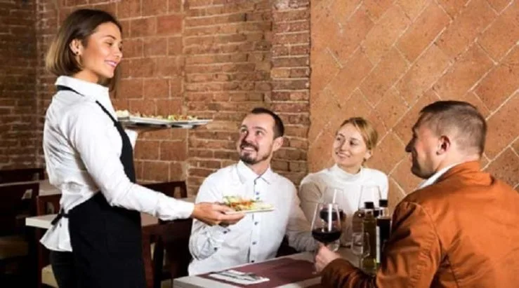 VAGAS P/ GARÇONETE – SALÁRIO + BENEFÍCIOS – VT + VR