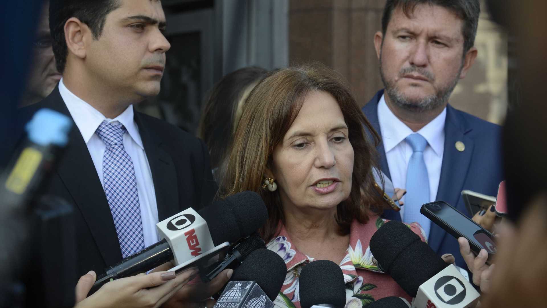 Deputada que teve carro baleado relata ameaça da milícia no RJ