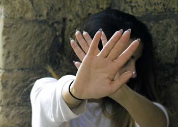 Maus-tratos repetidos contra mulheres aumentam risco de suicídio