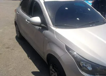 DOIS POLICIAIS SÃO BALEADOS AO ENTRAREM POR ENGANO EM COMUNIDADE DA ZONA OESTE(FOTOS)