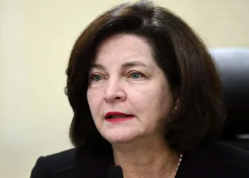 Raquel pede preferência para ação que beneficia trabalhadores com doenças graves