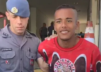 Homem é preso  após matar travesti e guardar coração: ‘Era um demônio’