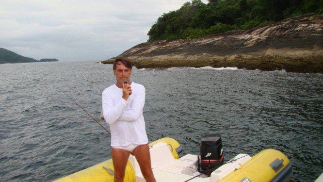 Ibama anula multa ambiental aplicada a Bolsonaro por pesca irregular
