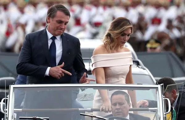 Bolsonaro toma posse como presidente do Brasil; veja fotos