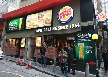 Homem pede à Justiça dos EUA para comer de graça no Burger King por toda vida