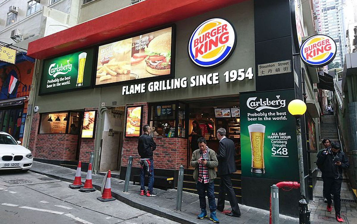 Homem pede à Justiça dos EUA para comer de graça no Burger King por toda vida