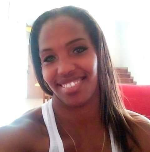 MULHER É MORTA A FACADAS EM  CABO FRIO, RJ